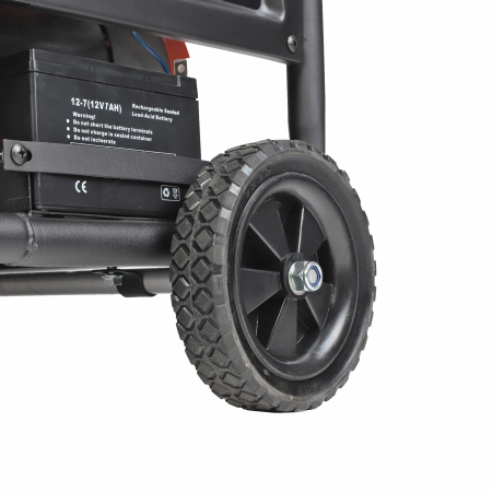 Бензиновый генератор PATRIOT GP 3810 LE фото