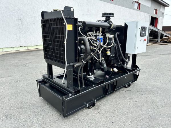 Дизельный генератор Исток АД30С-Т400-РМПУ12-8  промышленный Дизельный генератор Исток АД30С-Т400-РМПУ12-8  промышленный фото